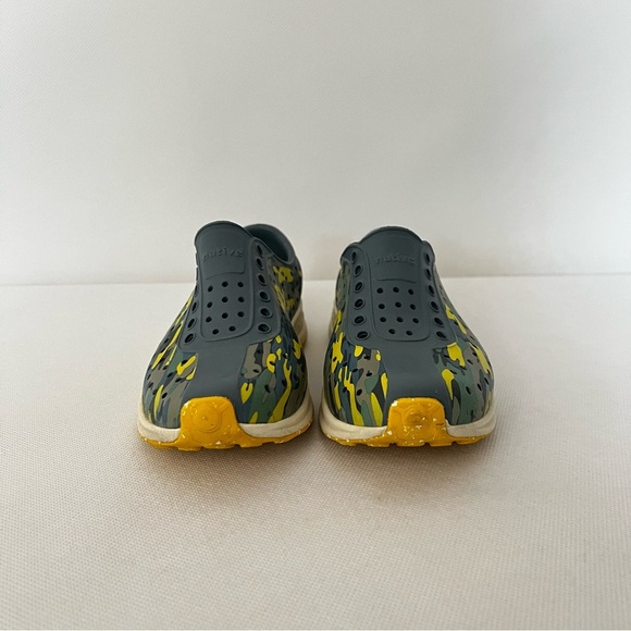 Native Robbie Water Friendly Perforated Slip-On Size C11 Kids Boy Gray Camo - Picture 8 of 10